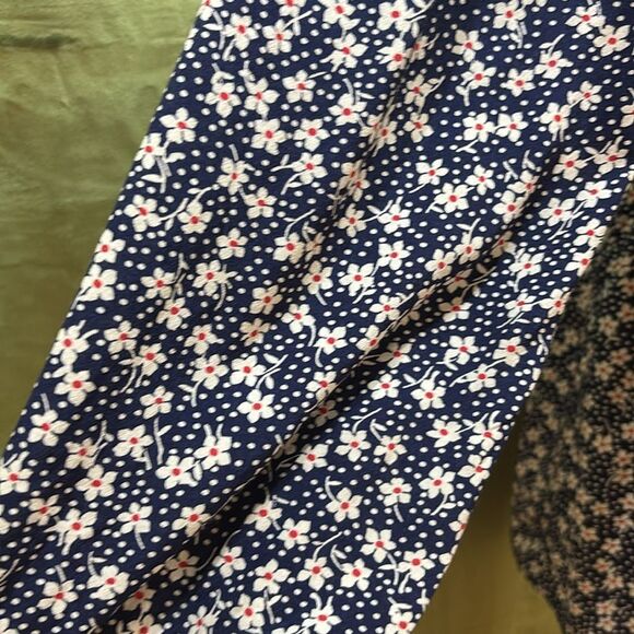 Polo Ralph Lauren Floral Long Sleeve viscose Romper, US2 - Picture 6 of 10